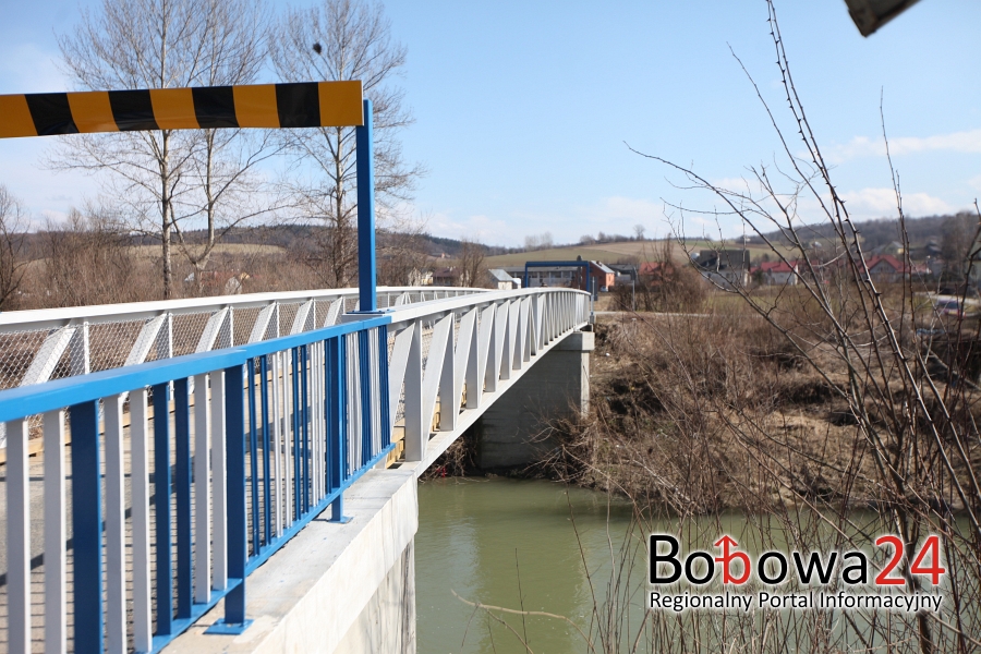 Kładko-most, który ułatwia codzienne życie bobowian (TV)