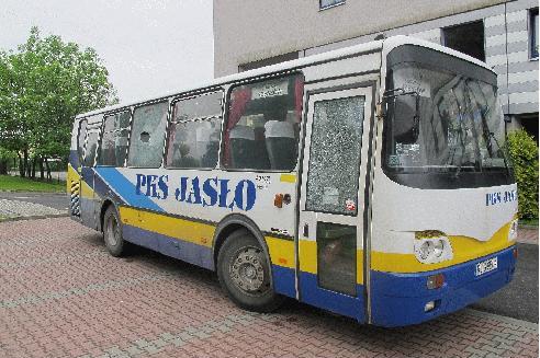 Ostrzelany autobus