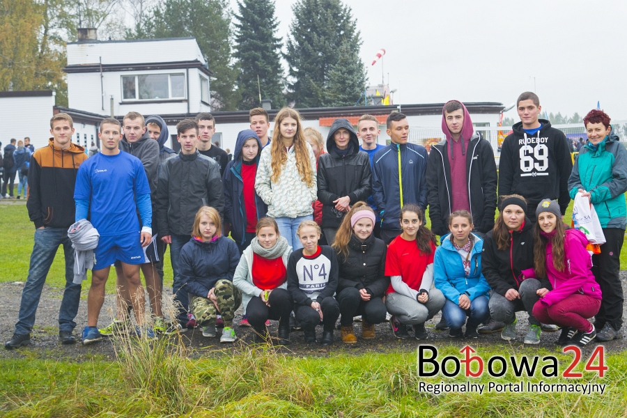 ZSO Bobowa reprezentowało powiat w finale wojewódzkim sztafetowych biegów przełajowych