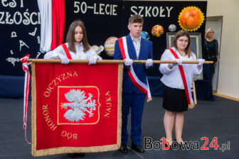 Szkoła Podstawowa w Brzanie świętowała swoje 50-lecie. Z tej okazji poświęcono sztandar!